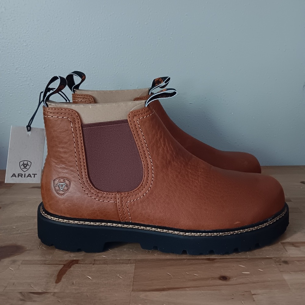 Ariat Men's Spot Hog Chelsea Boot US Size 9.5 D Medium Peanut  New